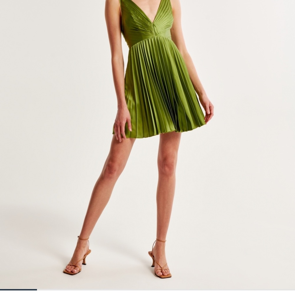 The A&F Pleated Giselle Mini Dress